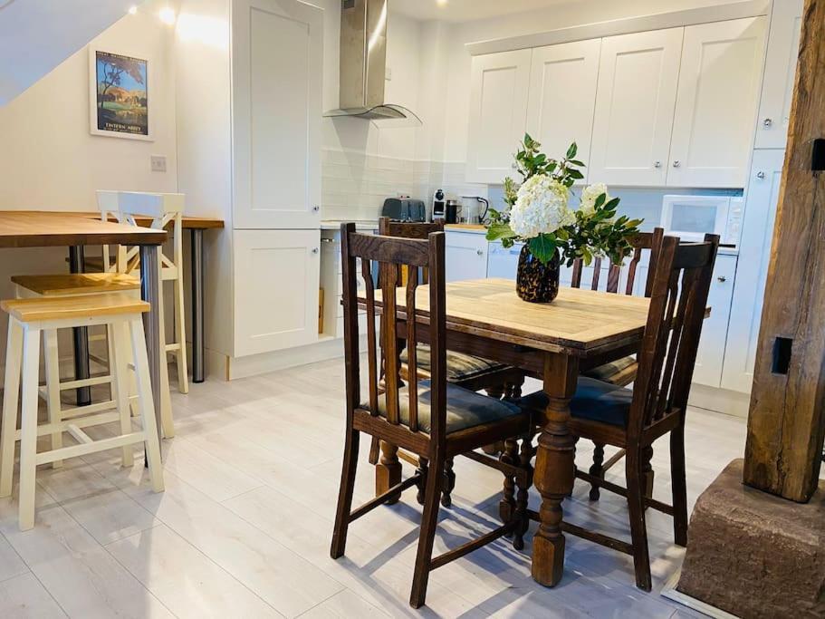 The Chaff House Country Cottage Welsh Newton Common Esterno foto